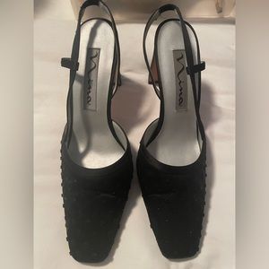 “Nina” beaded dress pumps in black. 9 1/2 M.